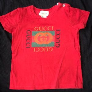 TODDLER UNISEX GUCCI SHIRT. BARLEY WORN!